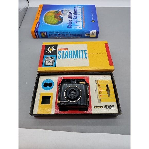 Vintage Kodak Brownie Starmite Camera With Original Box - Picture 1 of 12